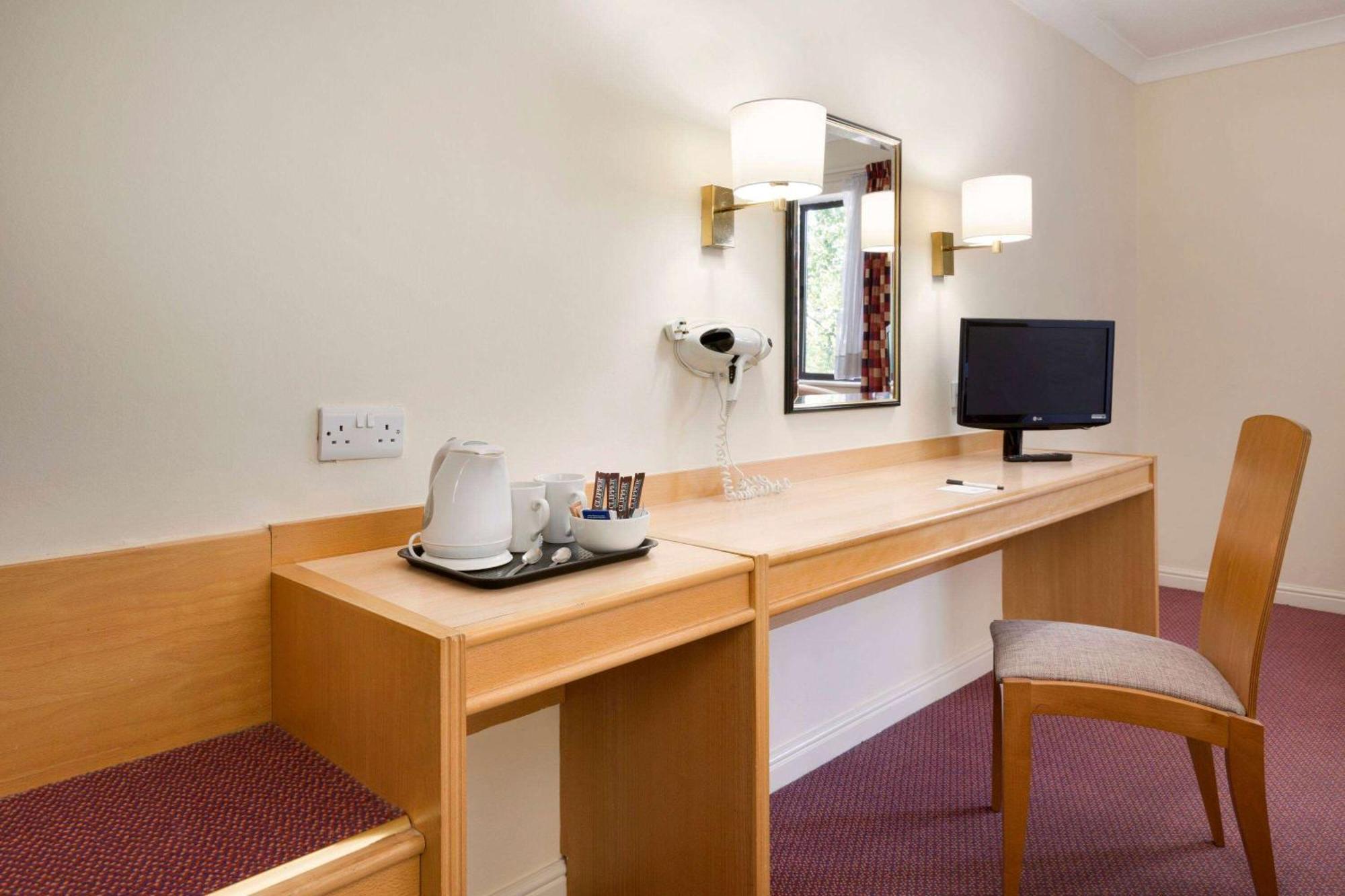 Days Inn Southampton Rownhams Chilworth  Eksteriør bilde